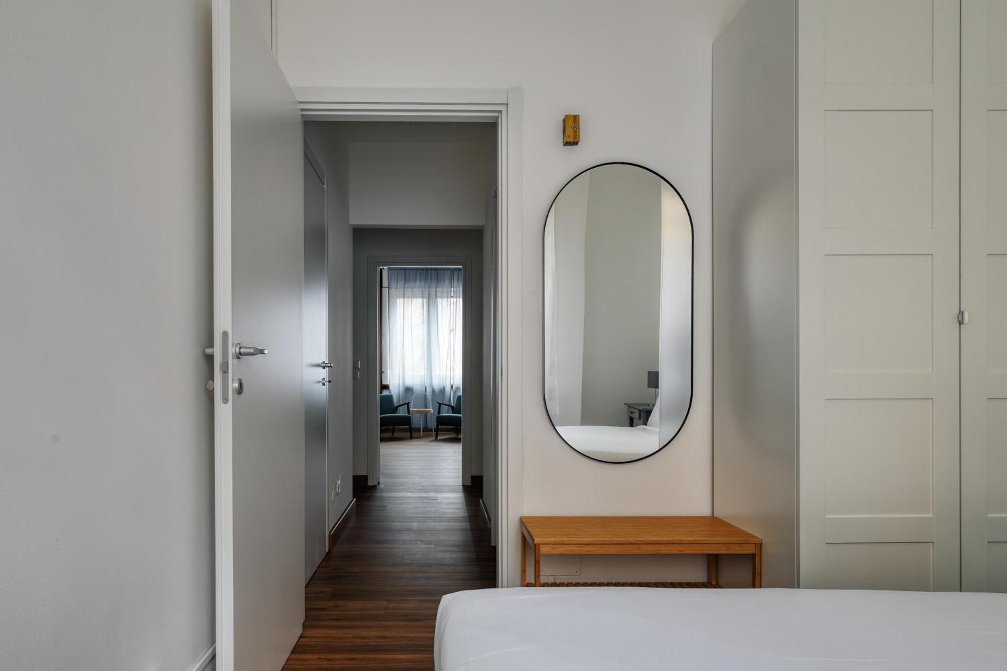 Joivy Chic 3-Bed Flat Near Colonne Di San Lorenzo Μιλάνο Εξωτερικό φωτογραφία